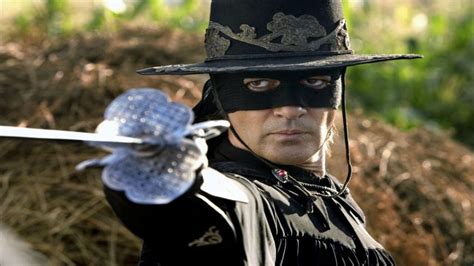 Zorro: A Masked Hero's Journey through Revenge and Justice!